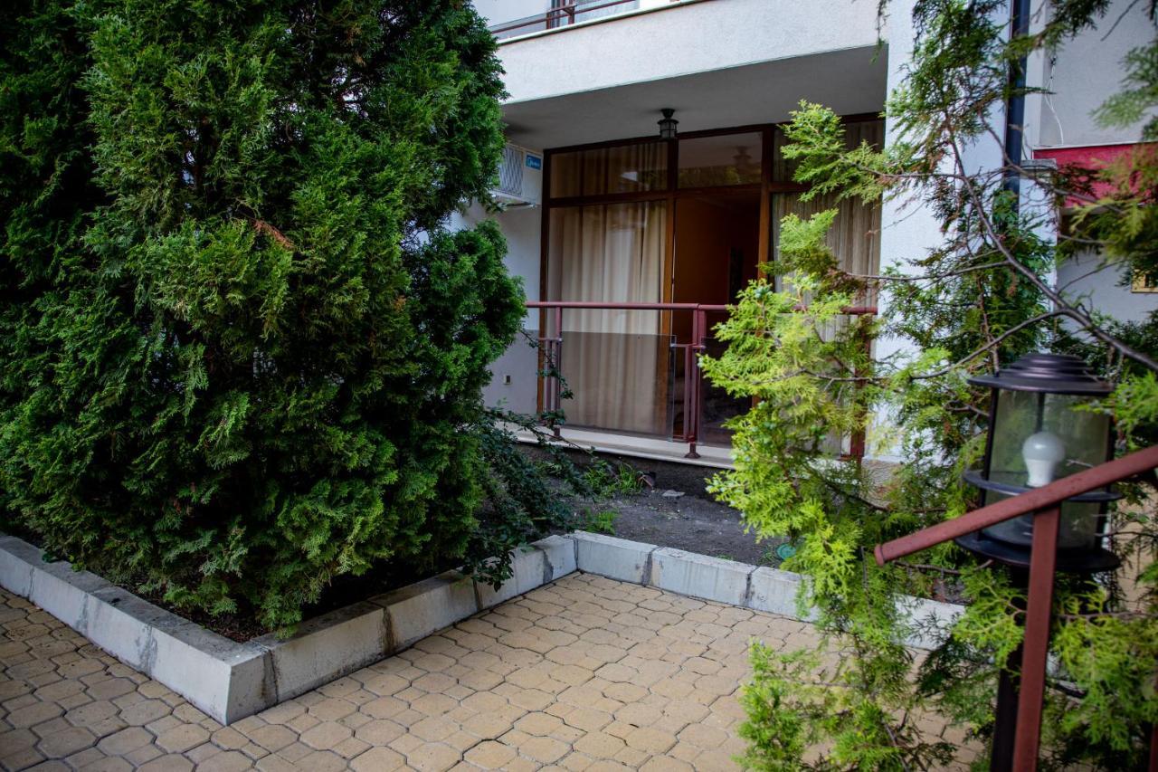 Helios Studio In A Complex In St Vlas By Flat Mаnаger Sveti Vlas Exterior foto